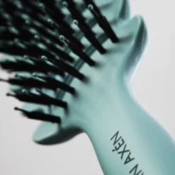 Björn Axén Curl Brush