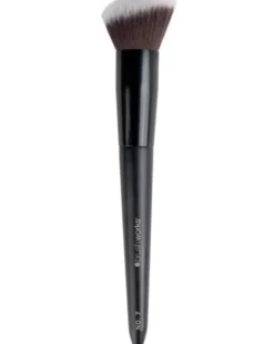 Brushworks No. 7 Angled Blush Brush