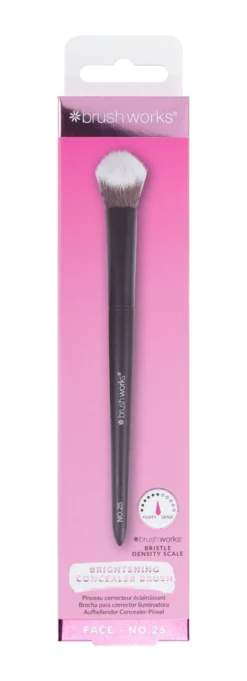 Brushworks No. 25 Brightening Concealer Brush
