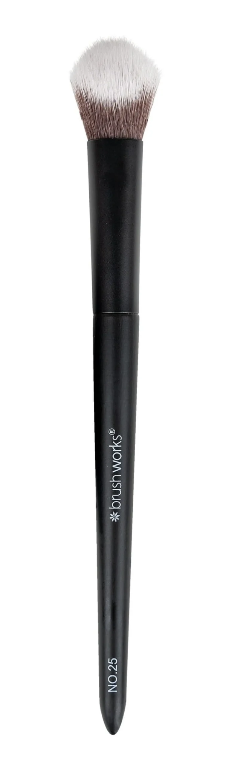 Brushworks No. 25 Brightening Concealer Brush