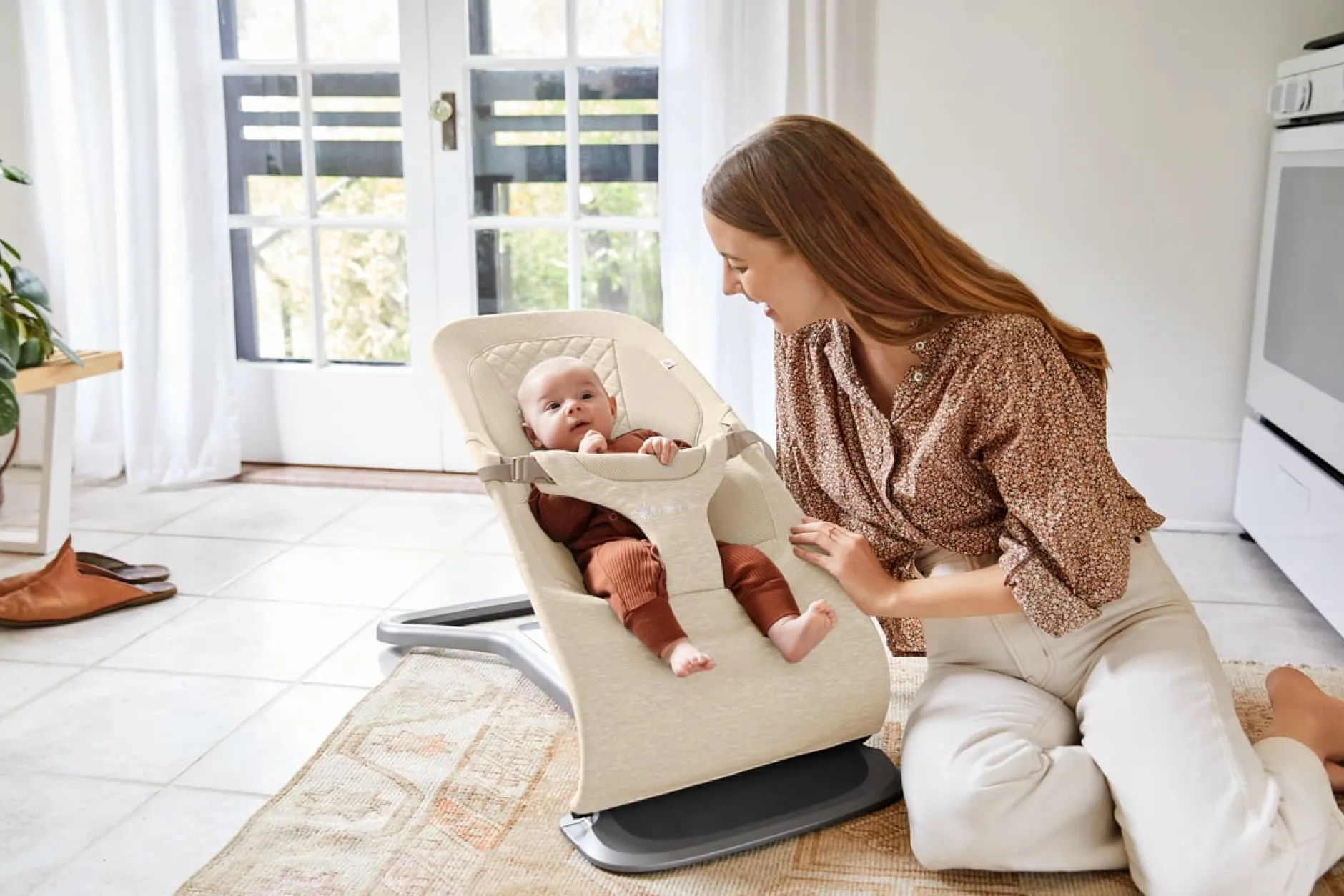 Ergobaby Evolve 3-i-1 Babysitter Cream
