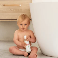 Kit & Kin Badskum 250 ml