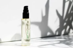 Lip Intimate Cleansing Care Cleansing + Moisturising Oil Coconut & Vanilla 75 ml