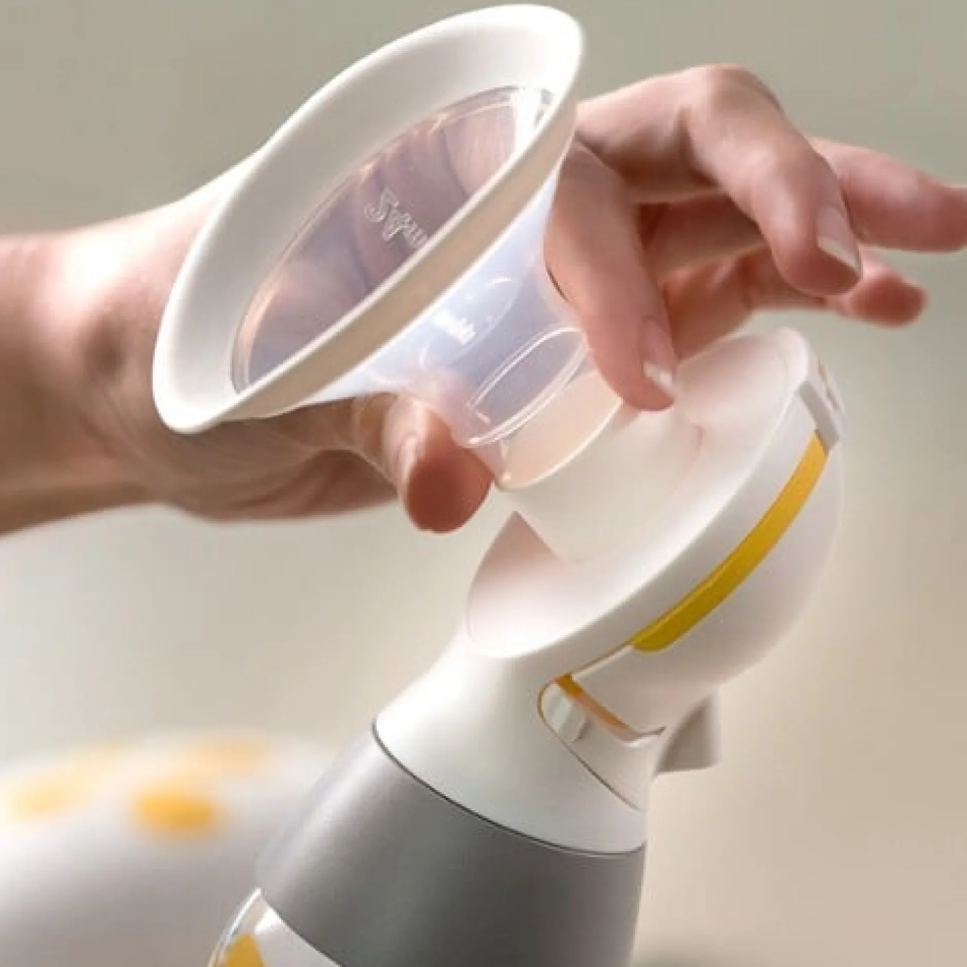 Medela Solo Elektrisk Enkelbröstpump