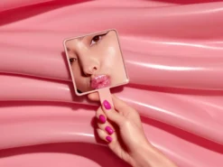 MILI Cosmetics Hand Mirror Small 1 st