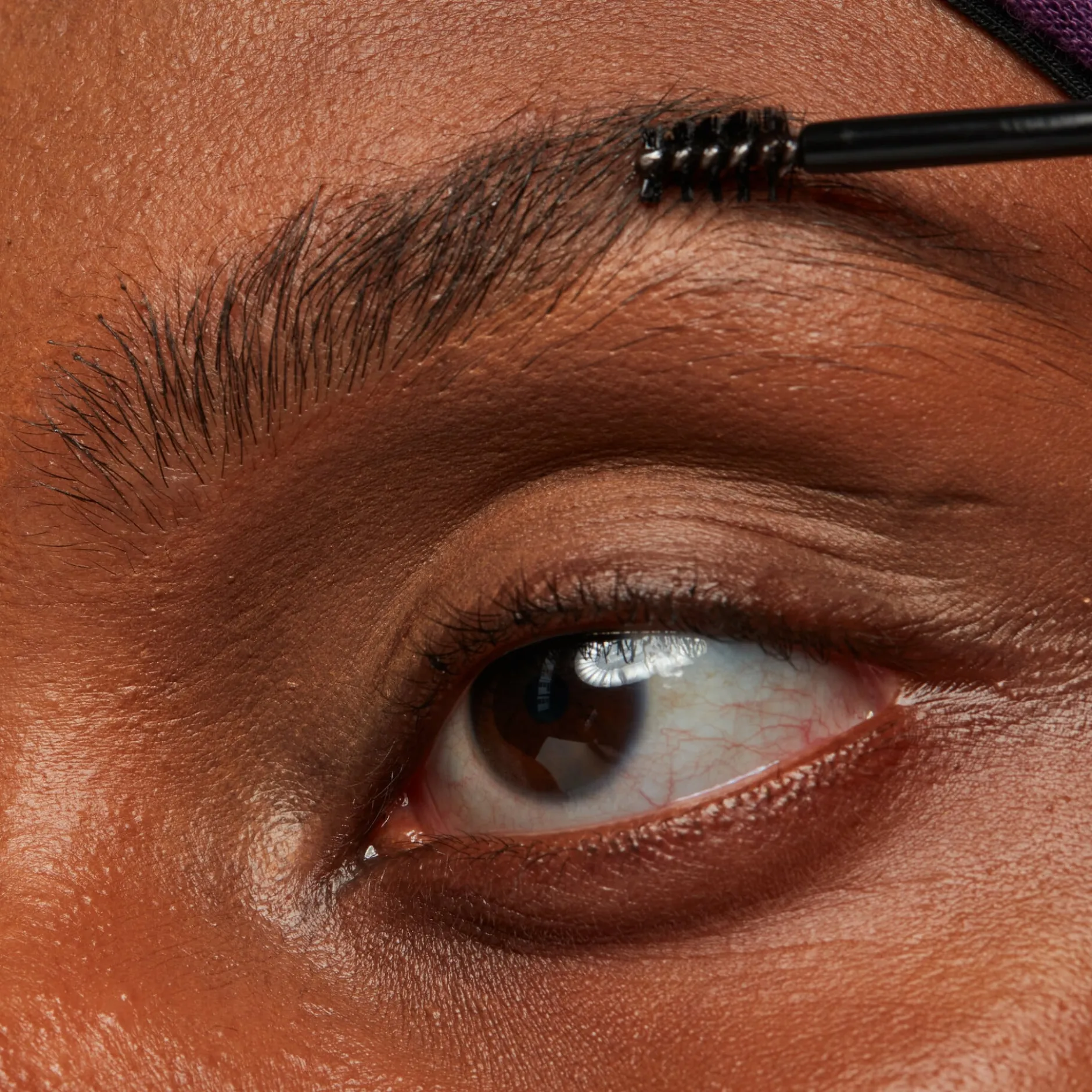 NYX Professional Makeup The Brow Glue Instant Styler 4 Dark Brown 5g
