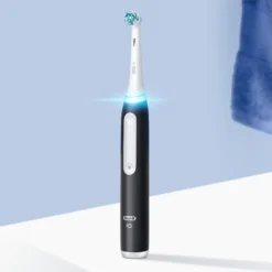 Oral-B iO 3 Duopack 2 eltandborstar, 2 huvuden, 1 resefodral
