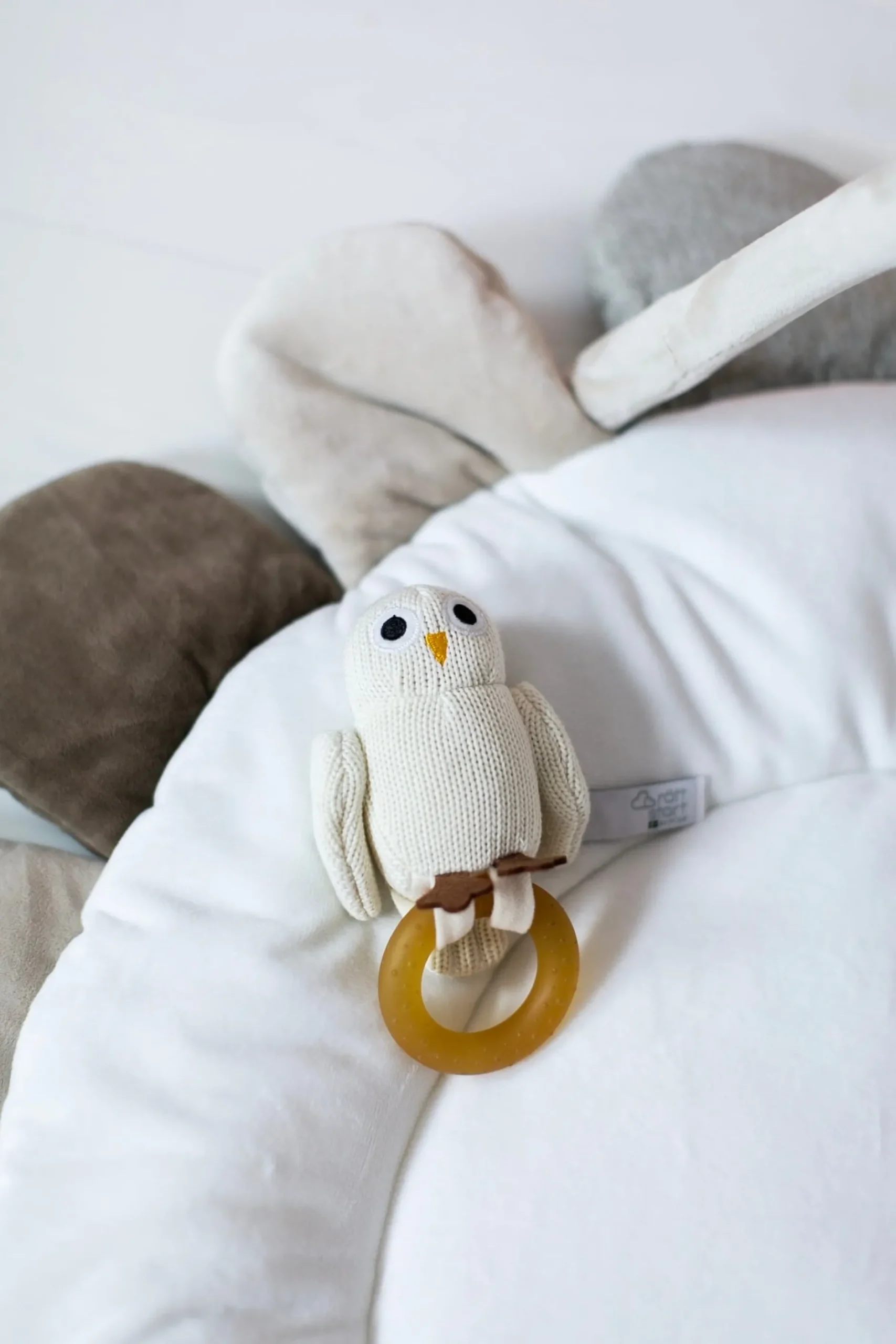 Rätt Start Bitleksak med naturgummiring Owls
