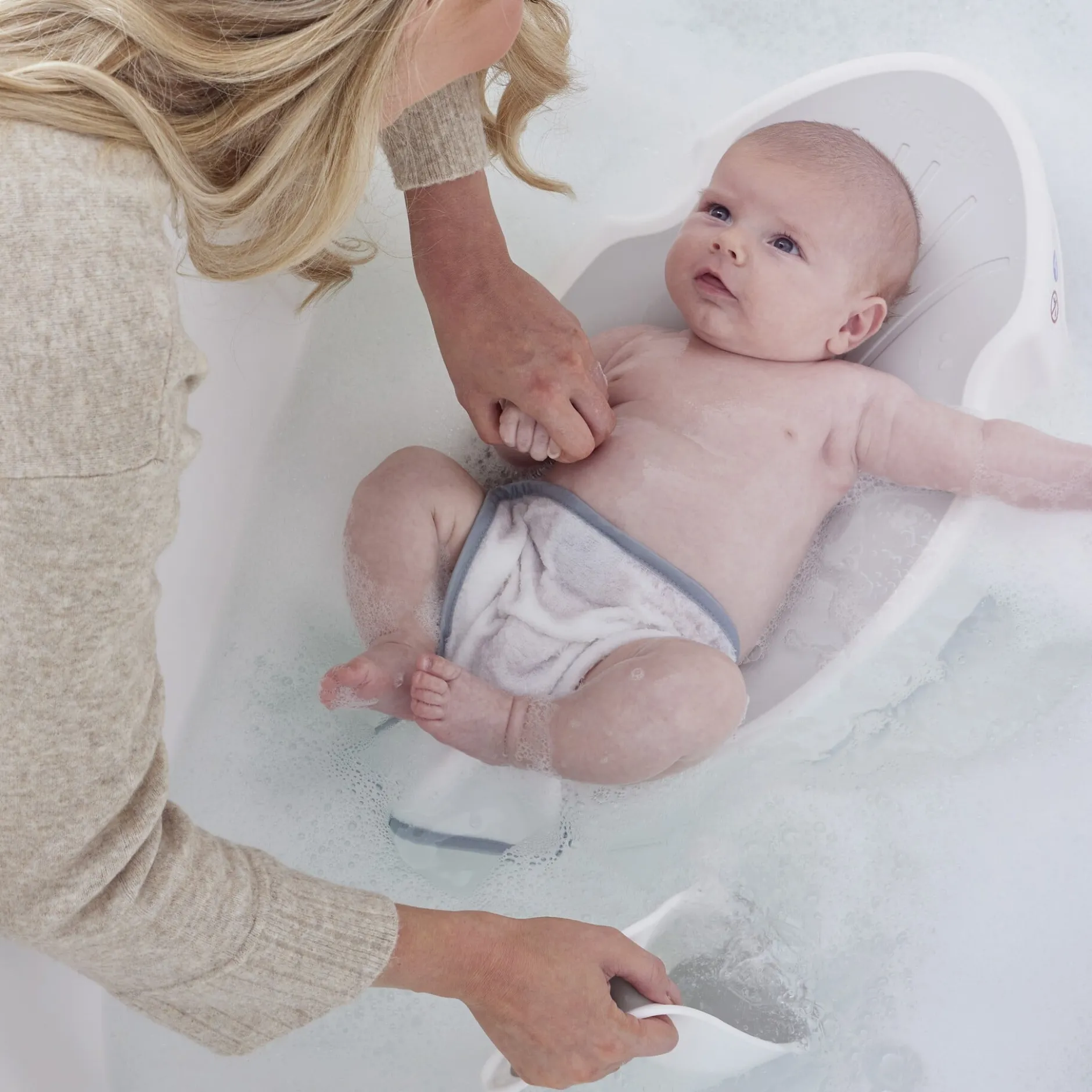 SHNUGGLE New Born Support White Grey