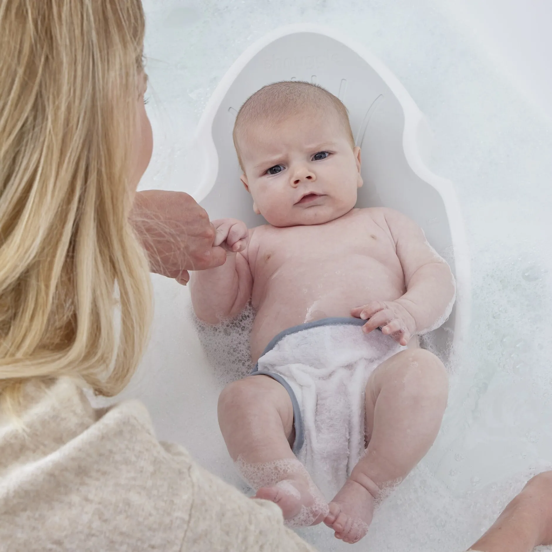 SHNUGGLE New Born Support White Grey